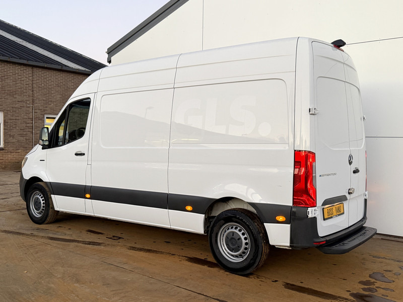 Mercedes-Benz eSprinter eSprinter L2H2 55 kWh ALL-IN PRIJS L2H2 55kWh 168km WLTP 80kw Snelladen Climate Control Camera Stoelverwarming - Товарен бус, Електрически бус: снимка 2 Mercedes-Benz eSprinter eSprinter L2H2 55 kWh ALL-IN PRIJS L2H2 55kWh 168km WLTP 80kw Snelladen Climate Control Camera Stoelverwarming - Товарен бус, Електрически бус: снимка 2