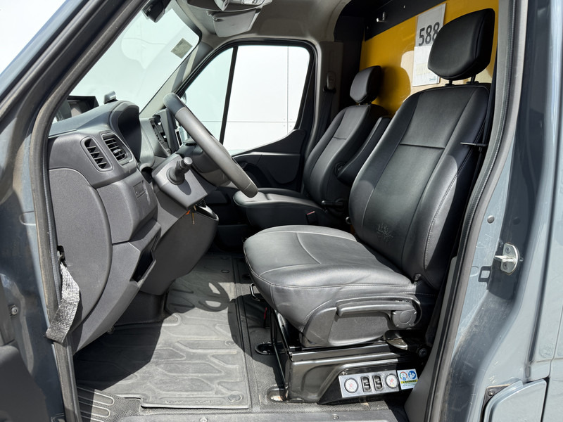 Лекотоварен автомобил фургон Renault Master 150pk Automaat Luchtvering Airco Cruise Control Plancher Foodtruck Meubelbak Paardenwagen: снимка 6
