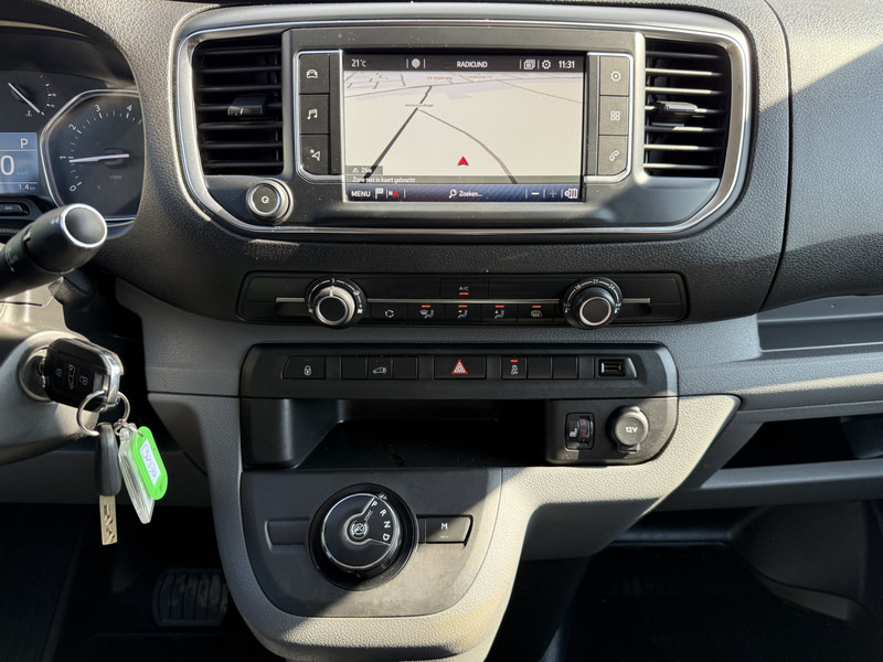 Лизинг на Toyota Proace Long Worker 2.0 D-4D 180pk Automaat L3 2x Schuifdeur Navigatie Airco Cruise Control Imperiaal Toyota Proace Long Worker 2.0 D-4D 180pk Automaat L3 2x Schuifdeur Navigatie Airco Cruise Control Imperiaal: снимка 18