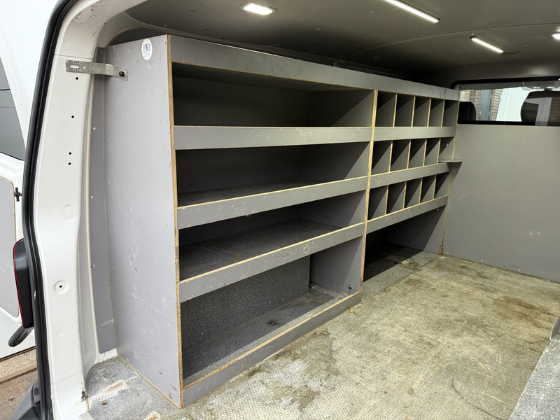 Малък ван Volkswagen Transporter 2.0 TDI 150PK Automaat L2H1 Airco Cruise Control Trekhaak Carplay Navigatie 3 Stoelen Parkeersensoren: снимка 13