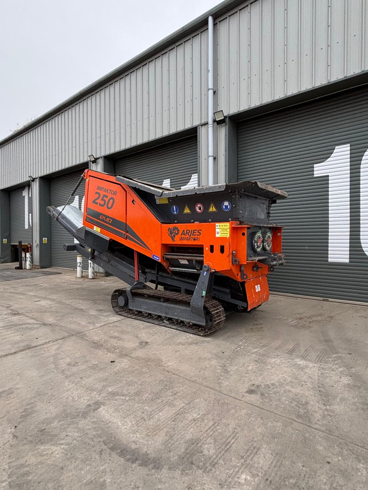 Arjes Impaktor 250 - Индустриален шредер: снимка 3 Arjes Impaktor 250 - Индустриален шредер: снимка 3