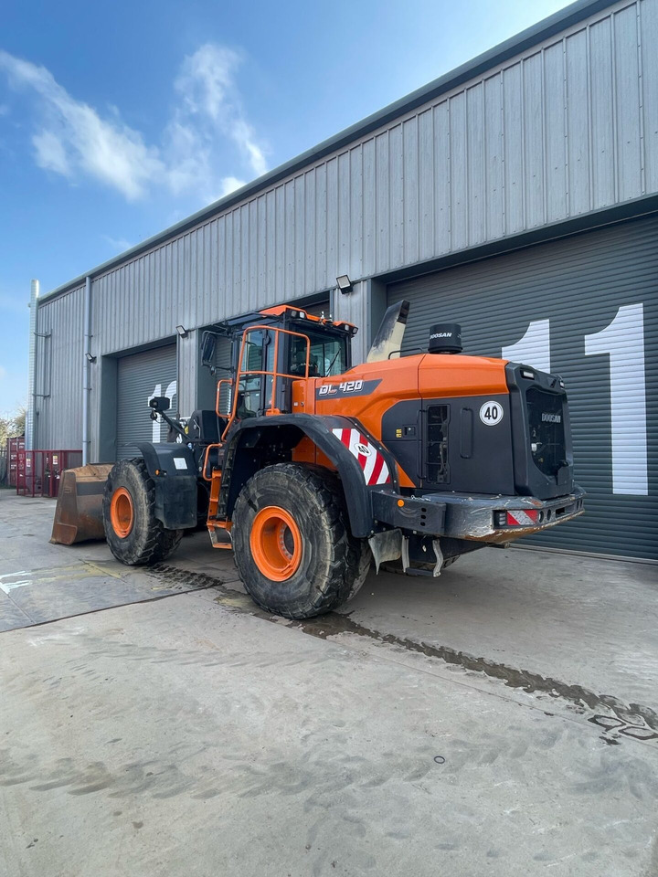 Doosan DL420-7 - Колесен товарач: снимка 3 Doosan DL420-7 - Колесен товарач: снимка 3