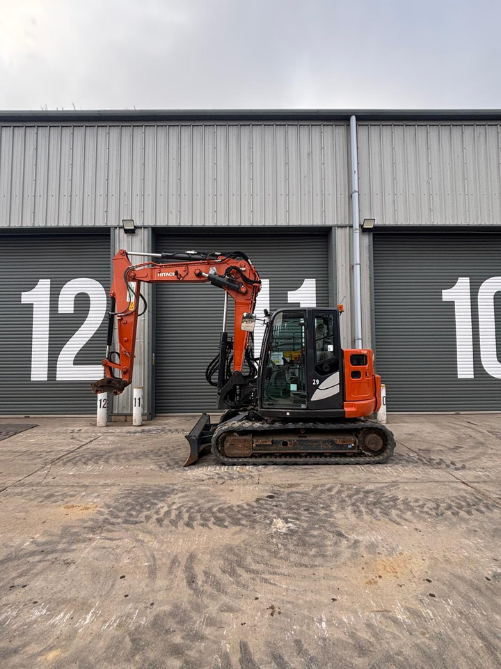 Hitachi ZX85USBR-6 2PB - Мини багер: снимка 2 Hitachi ZX85USBR-6 2PB - Мини багер: снимка 2