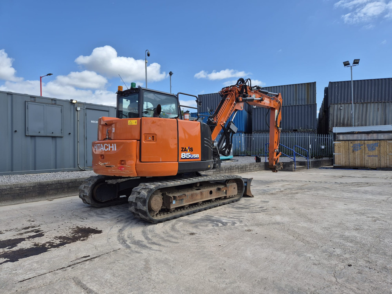 Hitachi ZX85USBR-6 2PB - Мини багер: снимка 5 Hitachi ZX85USBR-6 2PB - Мини багер: снимка 5