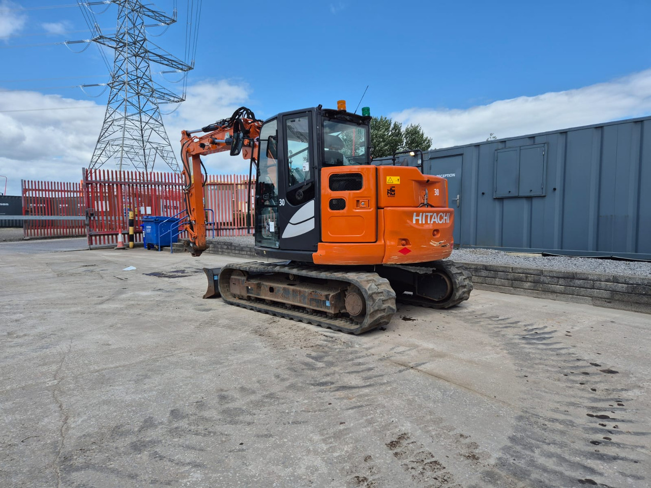 Hitachi ZX85USBR-6 2PB - Мини багер: снимка 3 Hitachi ZX85USBR-6 2PB - Мини багер: снимка 3