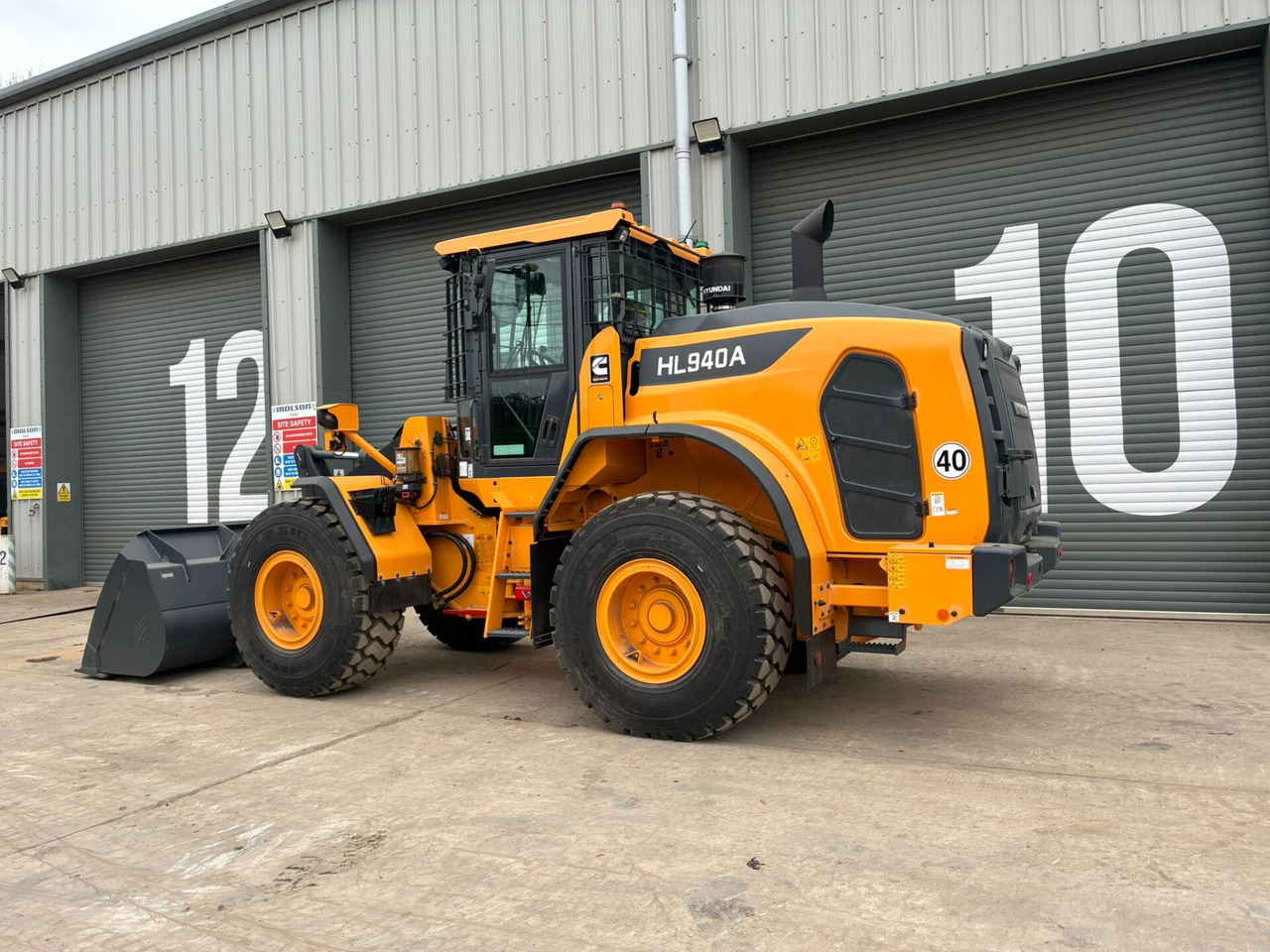 Hyundai HL940A - Колесен товарач: снимка 3 Hyundai HL940A - Колесен товарач: снимка 3