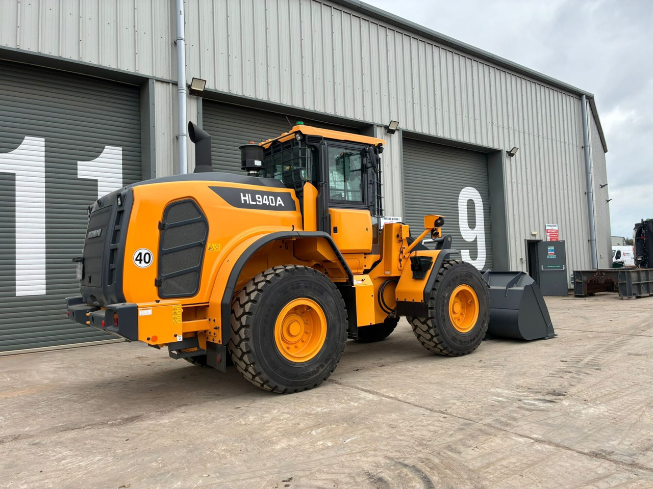 Hyundai HL940A - Колесен товарач: снимка 5 Hyundai HL940A - Колесен товарач: снимка 5