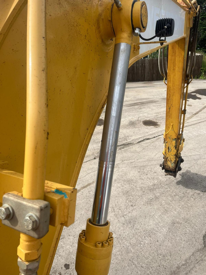 Верижен багер Kobelco SK130LC-11: снимка 11