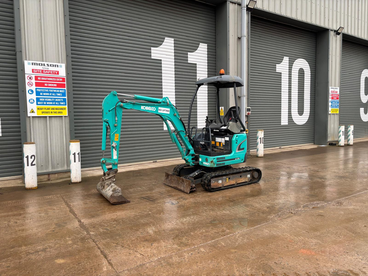 Kobelco SK17SR-3E - Мини багер: снимка 1 Kobelco SK17SR-3E - Мини багер: снимка 1