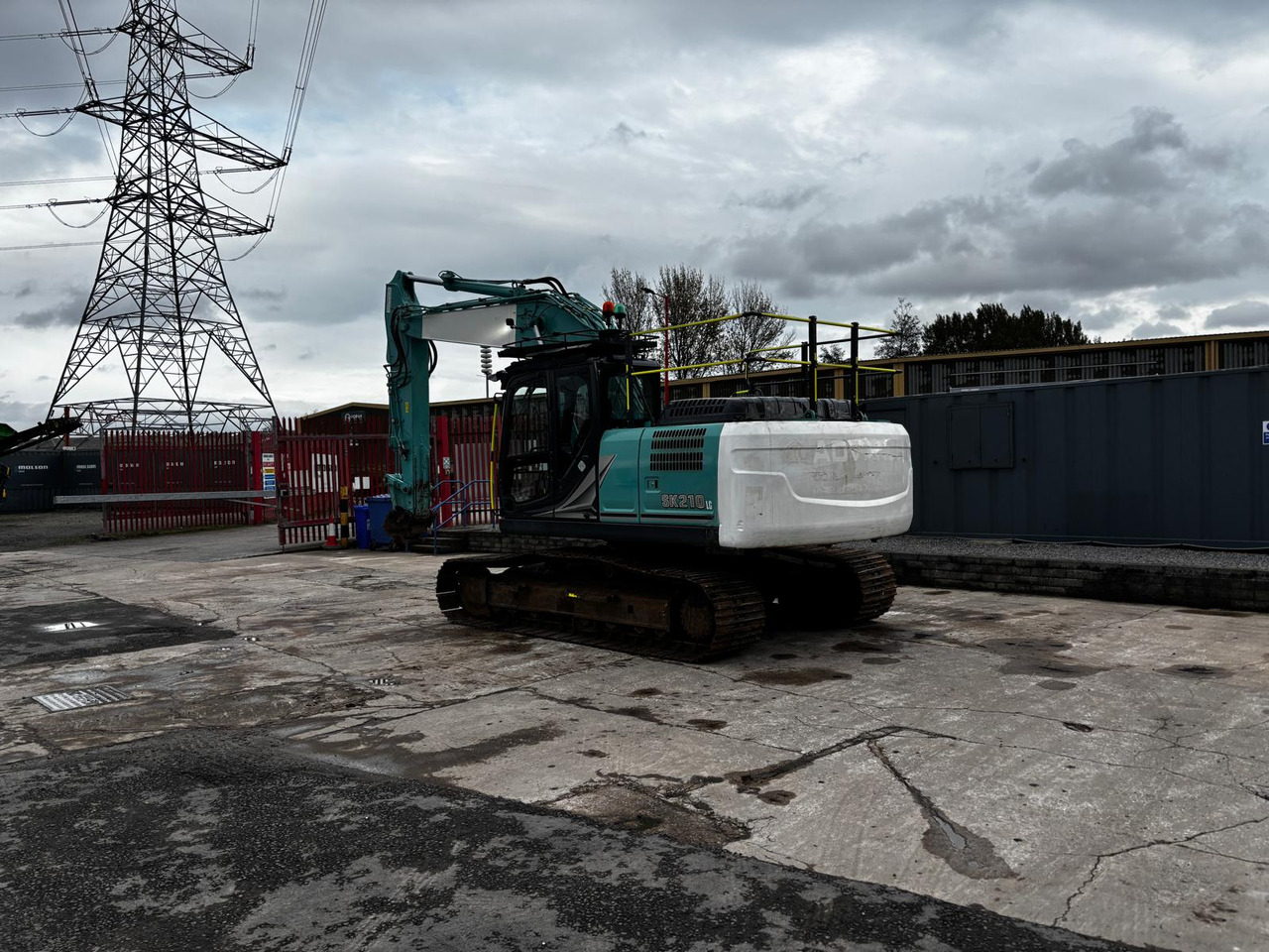 Kobelco SK210LC-11 - Верижен багер: снимка 3 Kobelco SK210LC-11 - Верижен багер: снимка 3