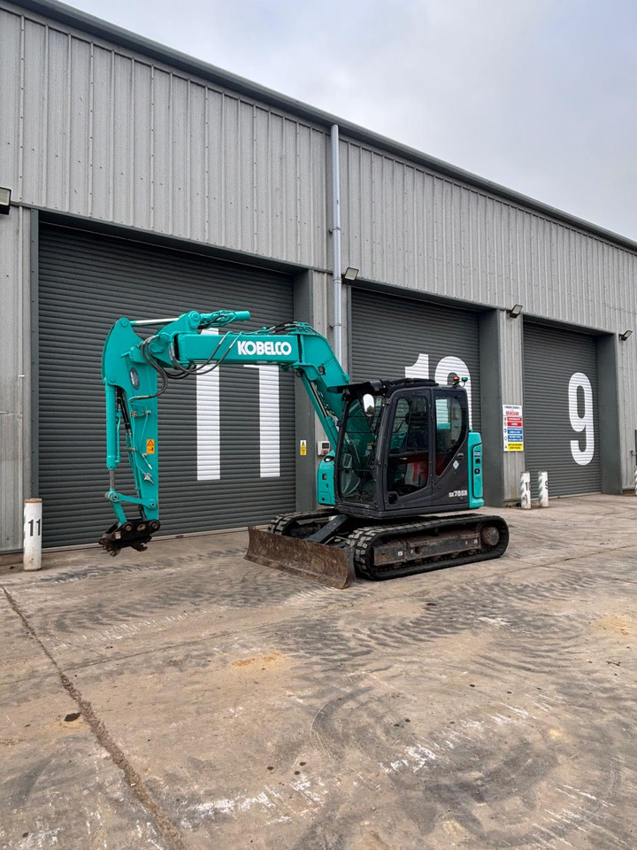 Мини багер Kobelco SK75SR SD: снимка 1