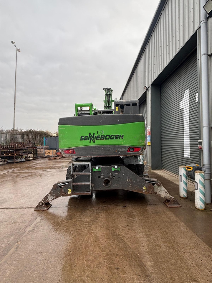 Sennebogen 818E - Багер за манипулиране на материали: снимка 4 Sennebogen 818E - Багер за манипулиране на материали: снимка 4