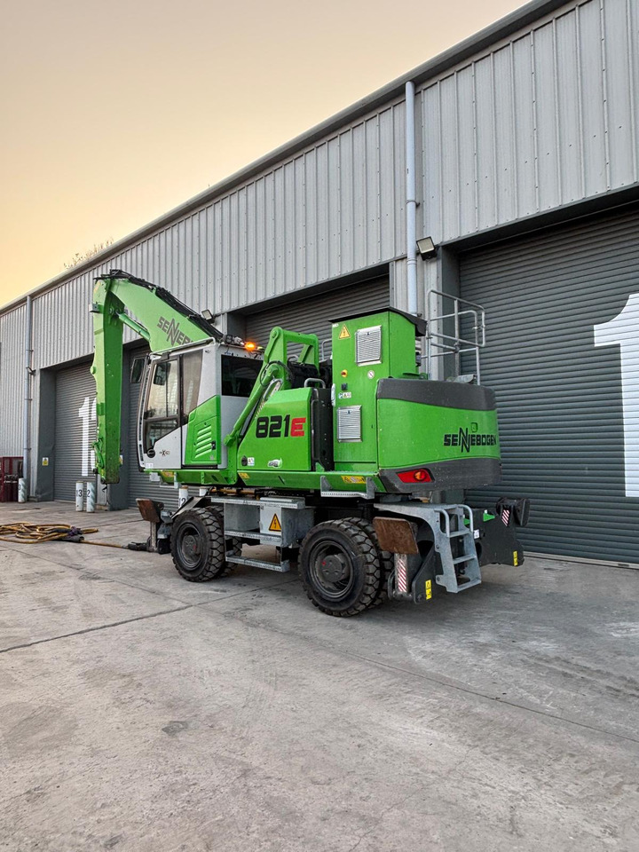 Sennebogen 821E Electric - Багер за манипулиране на материали: снимка 3 Sennebogen 821E Electric - Багер за манипулиране на материали: снимка 3