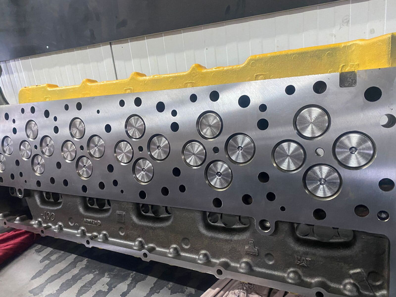 Caterpillar - Цилиндров блок: снимка 2 Caterpillar - Цилиндров блок: снимка 2