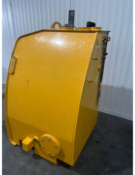 Liebherr - Резервоар за гориво: снимка 1 Liebherr - Резервоар за гориво: снимка 1