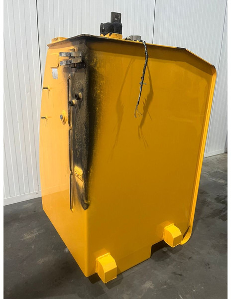 Liebherr - Резервоар за гориво: снимка 4 Liebherr - Резервоар за гориво: снимка 4