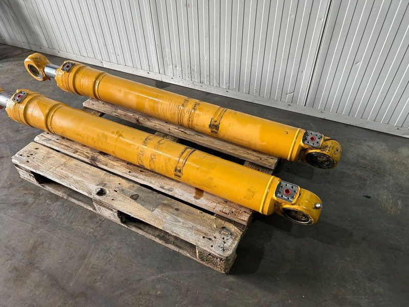 Liebherr R914B / A904C Li / LH24 M / LH26 M / A914 Li / A914B Li / R914 / R904C / LH26 EC - Хидравличен цилиндър: снимка 3 Liebherr R914B / A904C Li / LH24 M / LH26 M / A914 Li / A914B Li / R914 / R904C / LH26 EC - Хидравличен цилиндър: снимка 3