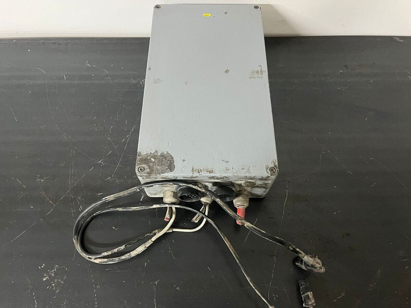 Liebherr Elektronische E50 Box - Резервни части: снимка 1 Liebherr Elektronische E50 Box - Резервни части: снимка 1