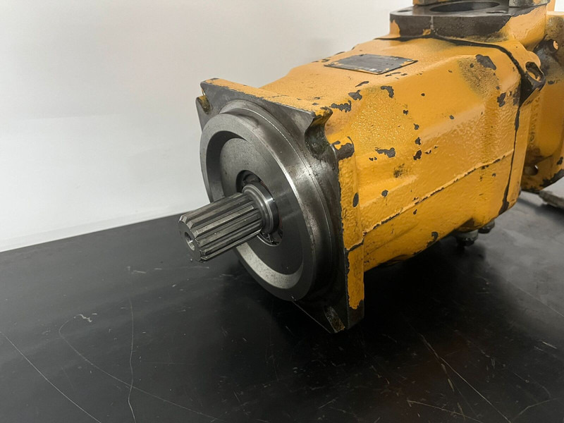 Liebherr Pomp 5618280 - Резервни части: снимка 2 Liebherr Pomp 5618280 - Резервни части: снимка 2