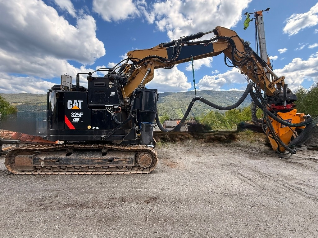 CAT 325 FL CR - Багер: снимка 4 CAT 325 FL CR - Багер: снимка 4
