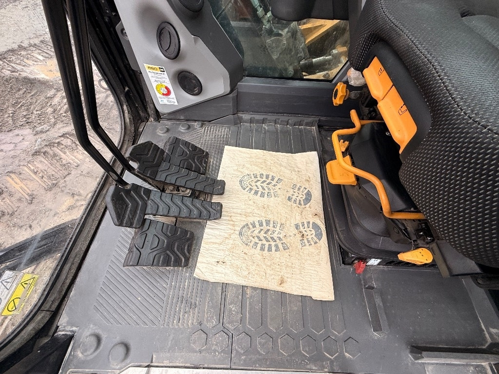 Верижен багер CAT 352: снимка 39 Верижен багер CAT 352: снимка 39