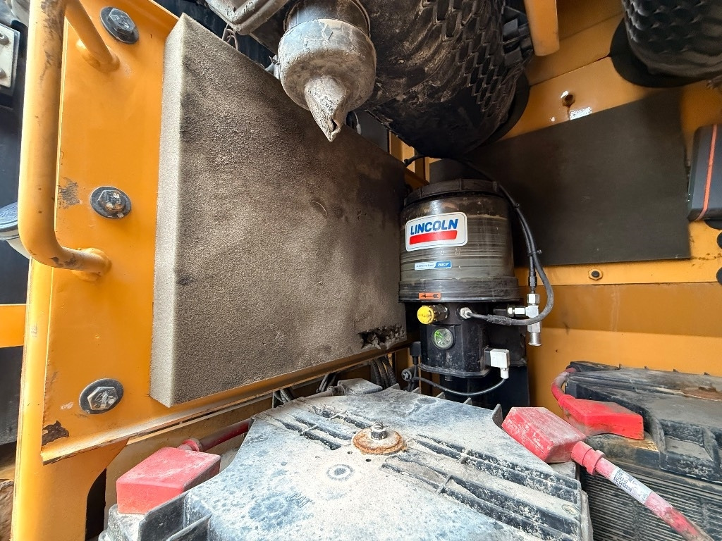 Верижен багер CAT 352: снимка 27 Верижен багер CAT 352: снимка 27