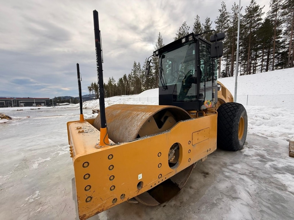 CAT CS 68 B - Компактор: снимка 4 CAT CS 68 B - Компактор: снимка 4