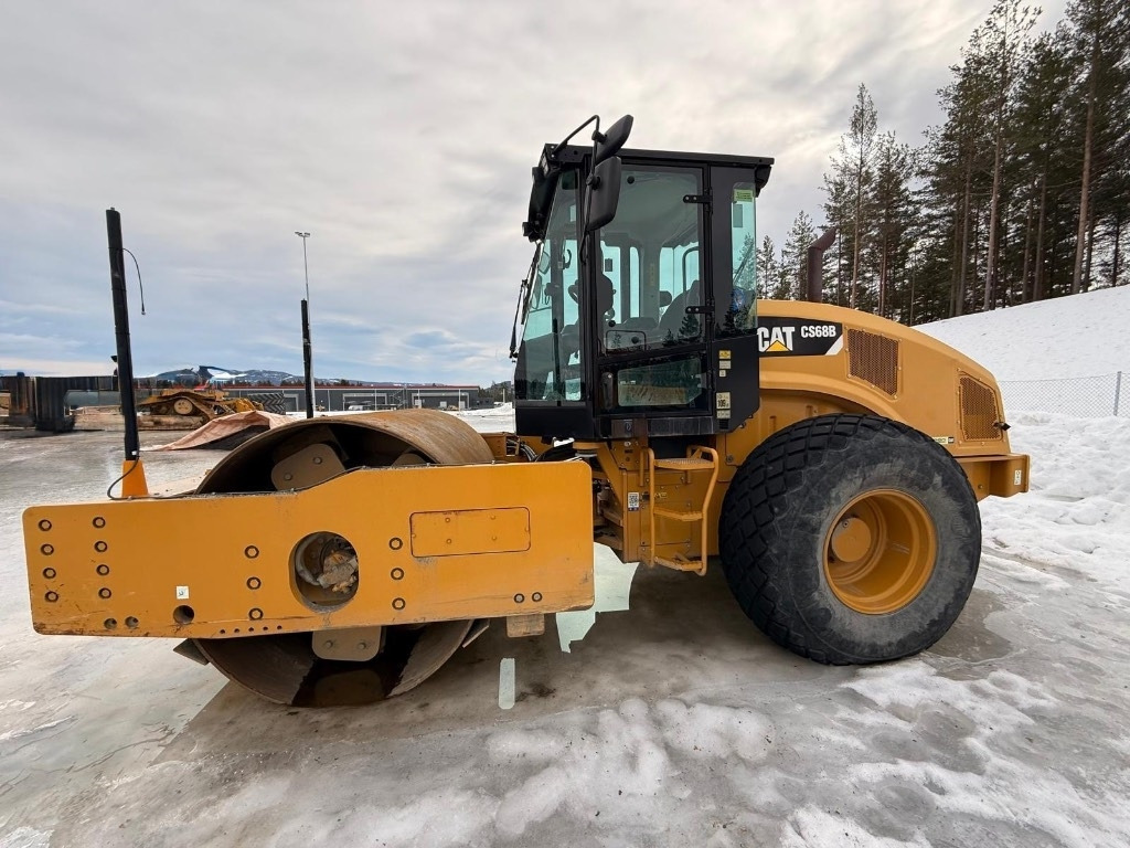 CAT CS 68 B - Компактор: снимка 3 CAT CS 68 B - Компактор: снимка 3