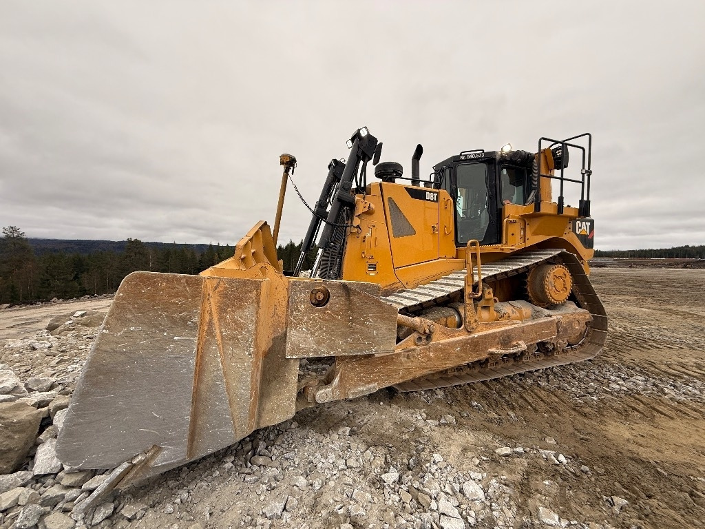 CAT D 8 T - Булдозер: снимка 3 CAT D 8 T - Булдозер: снимка 3