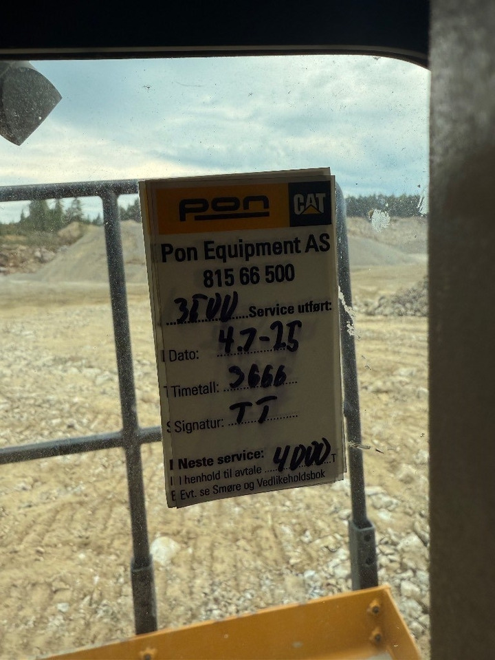 Лизинг на CAT D 8 T  CAT D 8 T: снимка 21