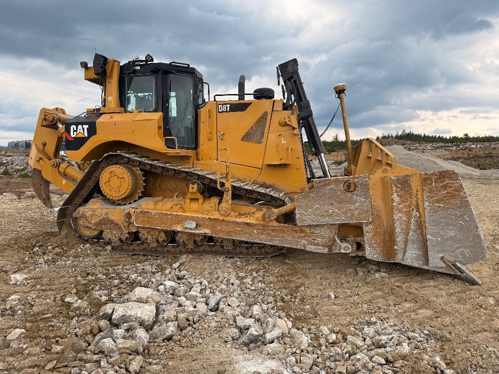 CAT D 8 T - Булдозер: снимка 2 CAT D 8 T - Булдозер: снимка 2