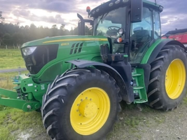 John Deere 6155 R - Трактор: снимка 2 John Deere 6155 R - Трактор: снимка 2