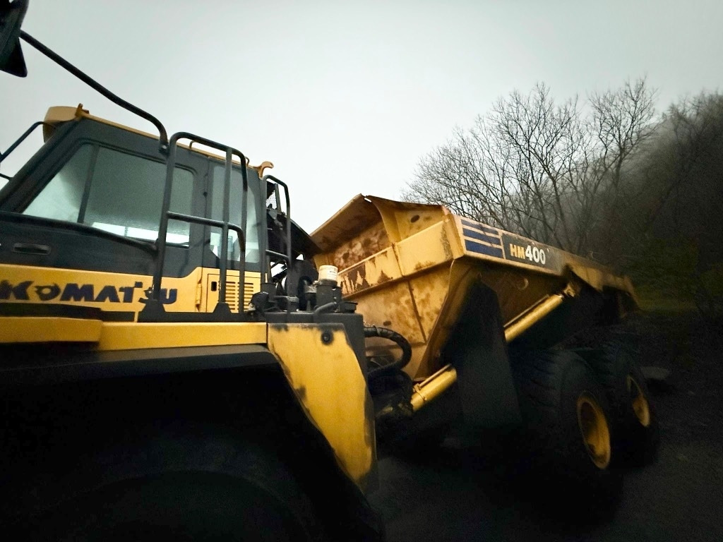 Komatsu HM 400-5 - Съчленен самосвал: снимка 4 Komatsu HM 400-5 - Съчленен самосвал: снимка 4