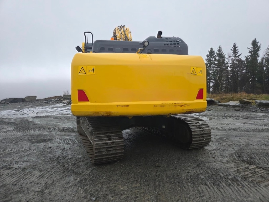 Komatsu PC210LC-11E0 - Верижен багер: снимка 5 Komatsu PC210LC-11E0 - Верижен багер: снимка 5