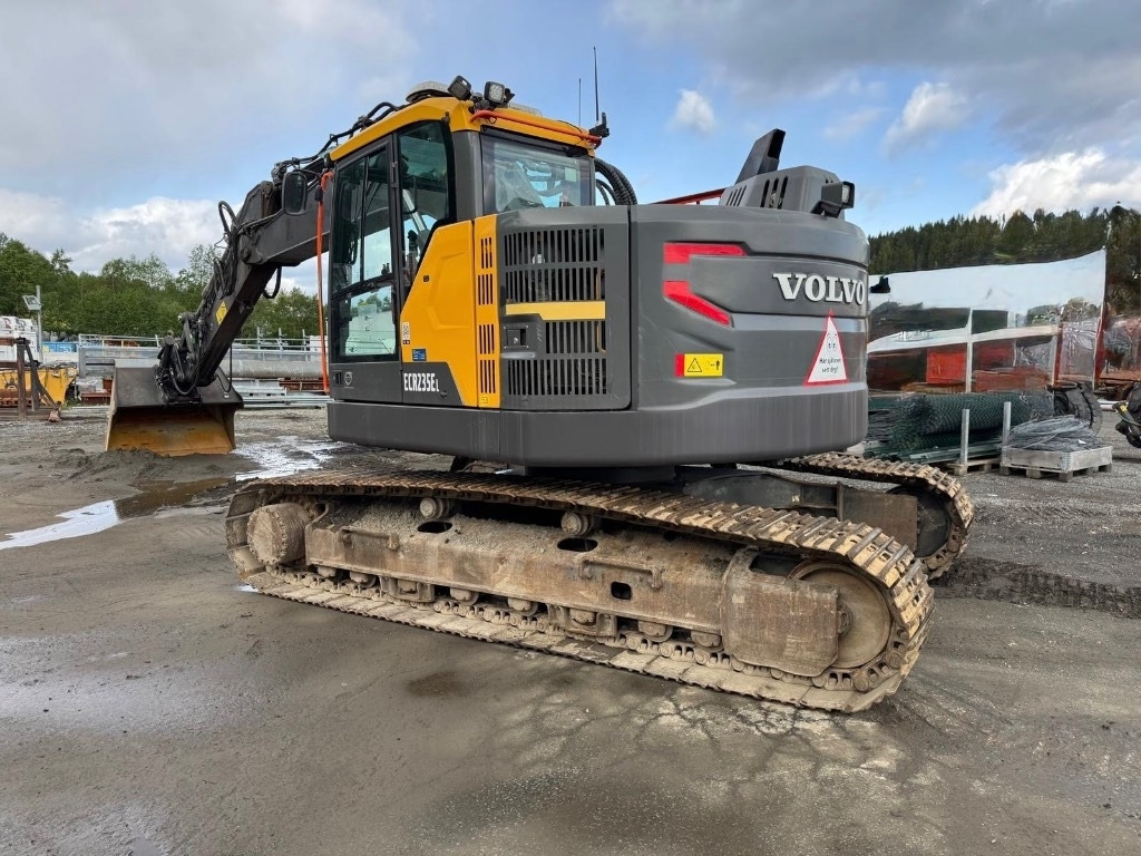 Volvo ECR 235 E - Верижен багер: снимка 2 Volvo ECR 235 E - Верижен багер: снимка 2