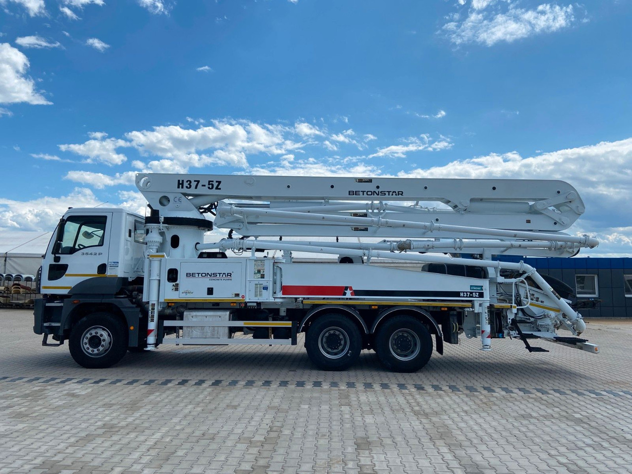 Ford 3542 P BETONSTAR H37.-14 5Z - Бетон помпа: снимка 4 Ford 3542 P BETONSTAR H37.-14 5Z - Бетон помпа: снимка 4