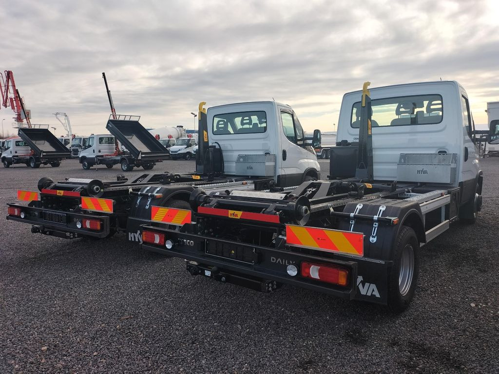 Нови Лекотоварен автомобил, Мултилифт с кука камион Iveco 70C18H Abrollkipper HYVA HKS-5: снимка 11