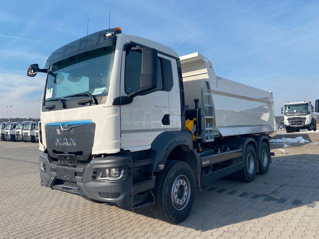 MAN TGS 33.440 6X4 FML KIPPER HARDOX Verfügbar - Самосвал камион: снимка 2 MAN TGS 33.440 6X4 FML KIPPER HARDOX Verfügbar - Самосвал камион: снимка 2