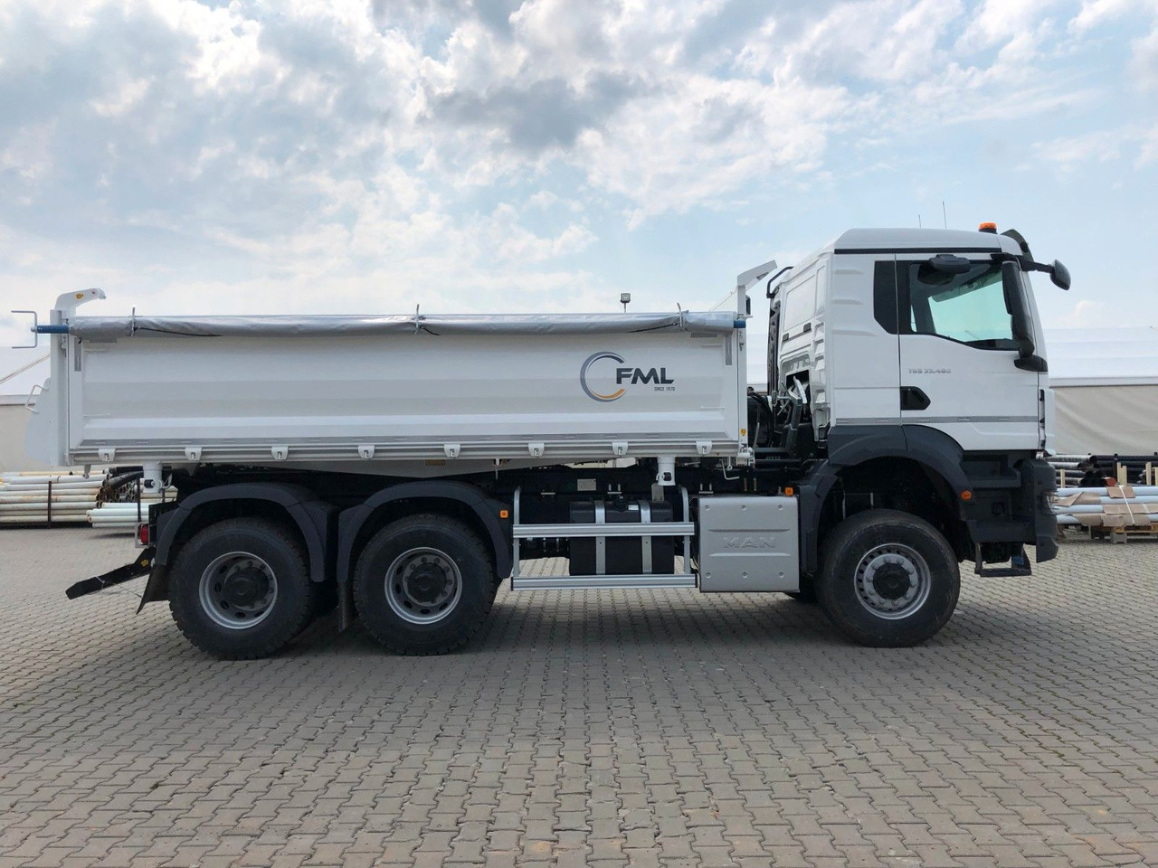 MAN TGS 33.480 6X6 FML Dreiseitenkipper - Самосвал камион: снимка 3 MAN TGS 33.480 6X6 FML Dreiseitenkipper - Самосвал камион: снимка 3