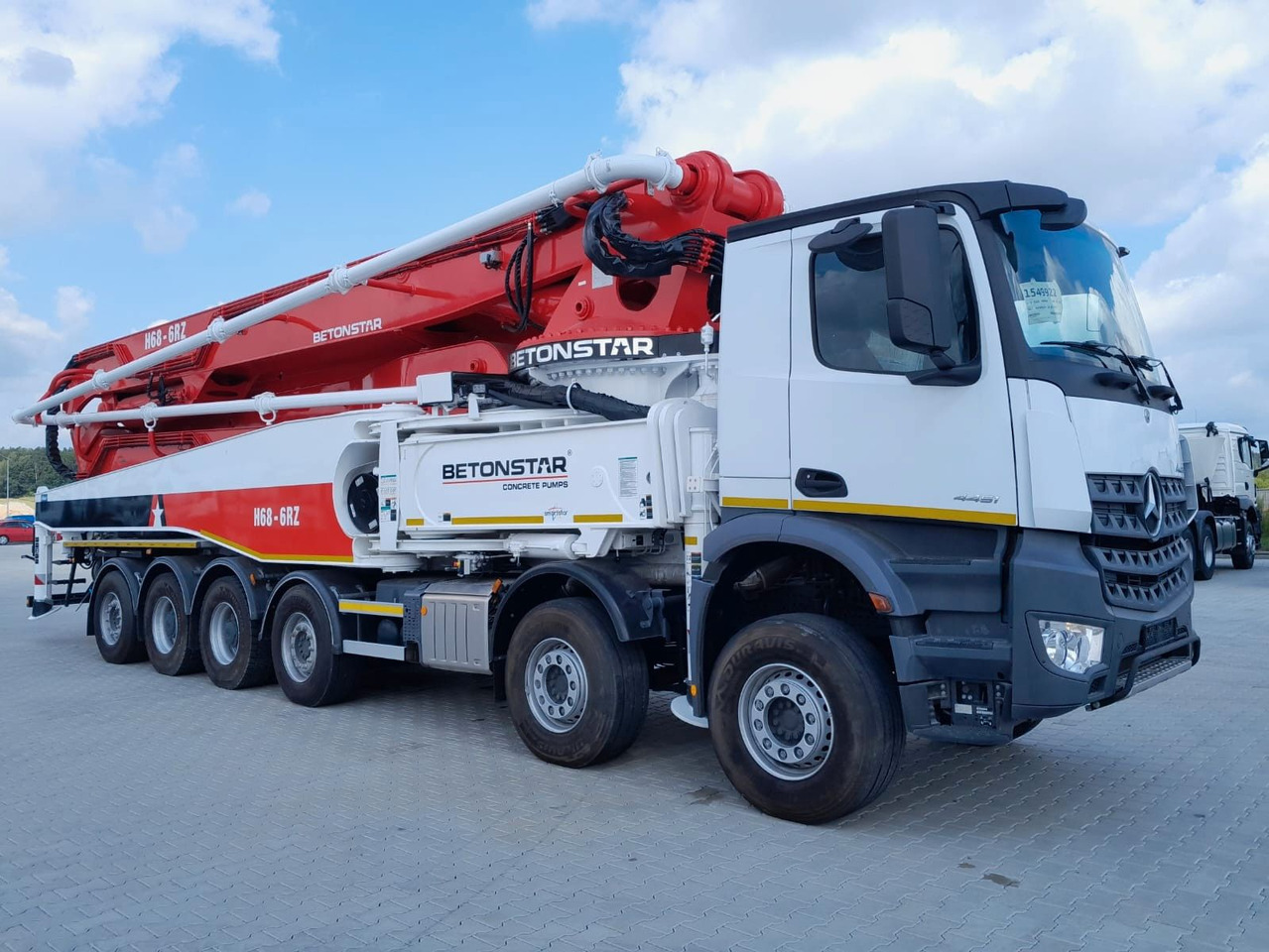 Mercedes-Benz AROCS 4451 BETONSTAR H68.20-6RZ - Бетон помпа: снимка 1 Mercedes-Benz AROCS 4451 BETONSTAR H68.20-6RZ - Бетон помпа: снимка 1