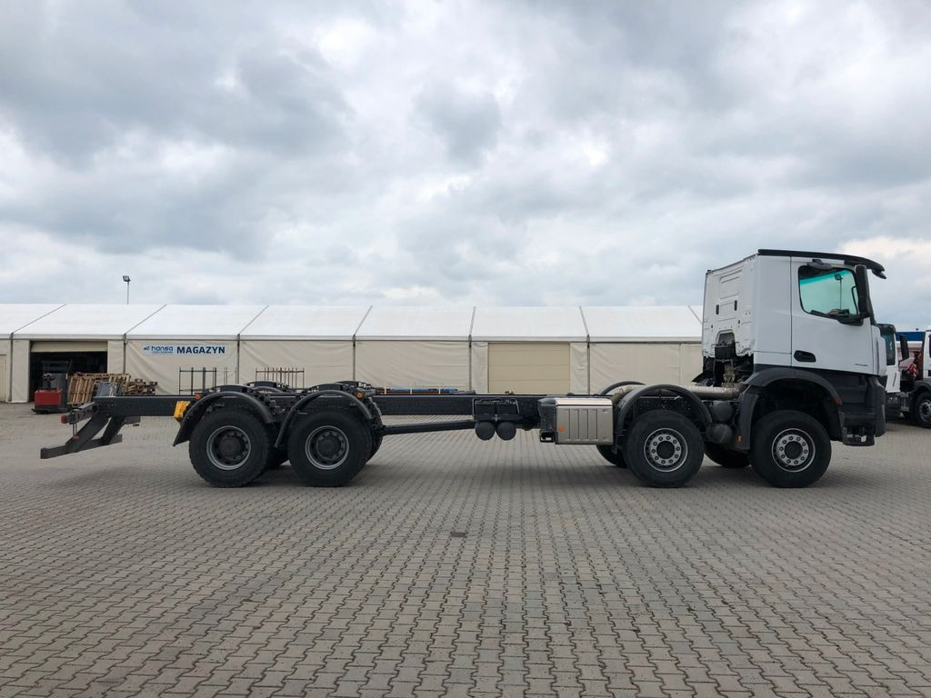 Нови Шаси кабина Mercedes-Benz AROCS 4451: снимка 6