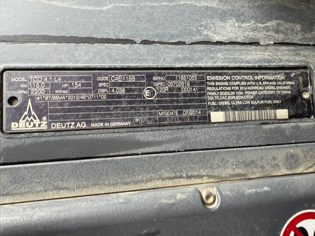 Лизинг на Bomag BW 213 D H-4 i EVIB/BVC / Airco / German machine  Bomag BW 213 D H-4 i EVIB/BVC / Airco / German machine: снимка 15 Лизинг на Bomag BW 213 D H-4 i EVIB/BVC / Airco / German machine  Bomag BW 213 D H-4 i EVIB/BVC / Airco / German machine: снимка 15