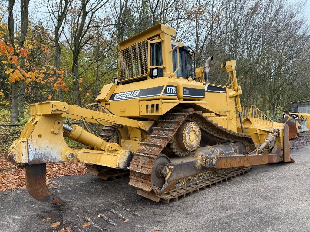 CAT D7R XR CE / LOW HOURS / TOP CONDITION - Булдозер: снимка 4 CAT D7R XR CE / LOW HOURS / TOP CONDITION - Булдозер: снимка 4