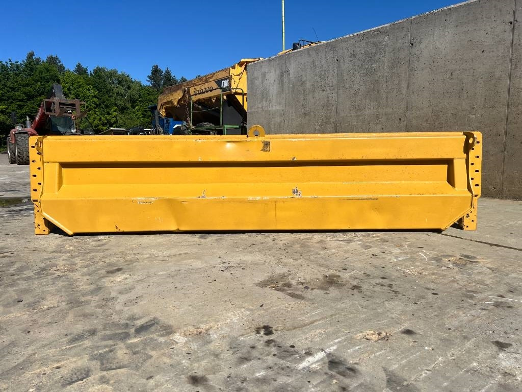 CAT TAILGATE CAT 735 - Падащ борд: снимка 2 CAT TAILGATE CAT 735 - Падащ борд: снимка 2
