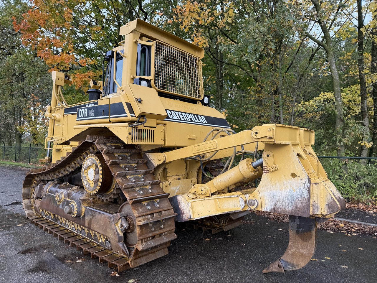 Caterpillar D7R XR CE / LOW HOURS / TOP CONDITION - Булдозер: снимка 4 Caterpillar D7R XR CE / LOW HOURS / TOP CONDITION - Булдозер: снимка 4