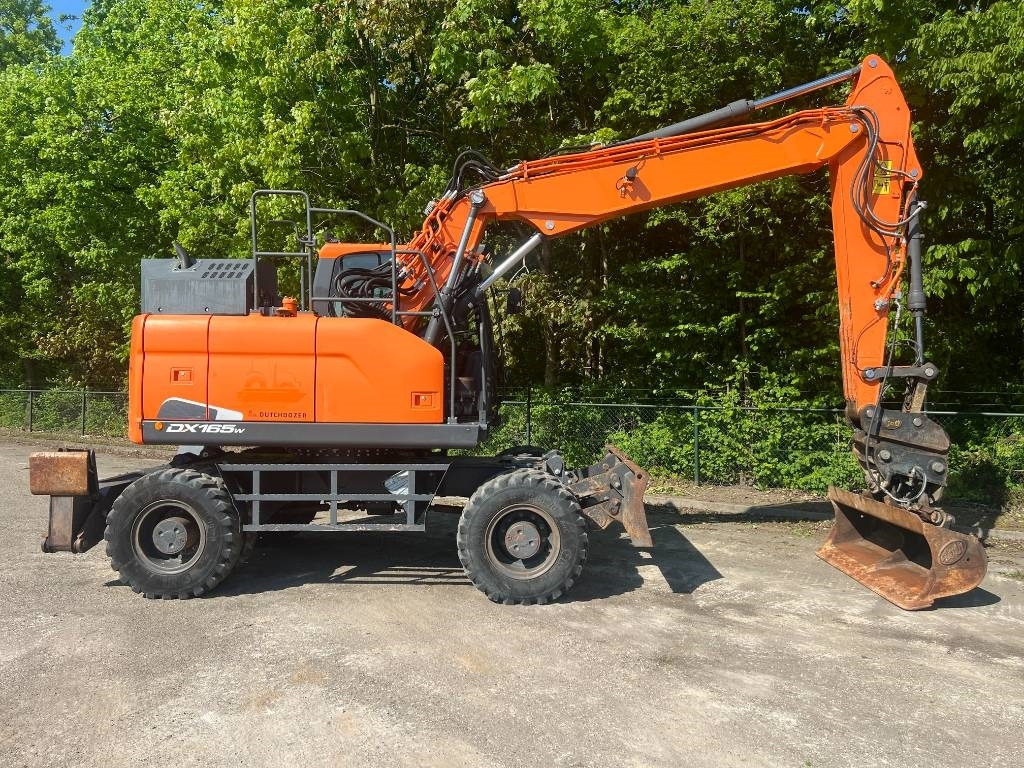 Doosan DX 165 W-5 - Колесен багер: снимка 5 Doosan DX 165 W-5 - Колесен багер: снимка 5