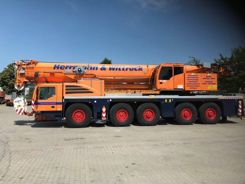 Terex Demag AC 250-5 - Кран за всякакви терени: снимка 2 Terex Demag AC 250-5 - Кран за всякакви терени: снимка 2