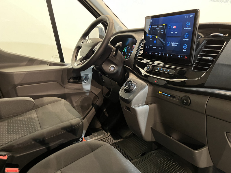 Ford E-Transit 350 L2H2 Trend 68 kWh 184 PK / 100% elektrisch !! / Airco / Cruise Control / CarPlay / Camera / Navigatie / 3-Zits / 220 KM !! Z.G.A.N. ! - Товарен бус, Електрически бус: снимка 3 Ford E-Transit 350 L2H2 Trend 68 kWh 184 PK / 100% elektrisch !! / Airco / Cruise Control / CarPlay / Camera / Navigatie / 3-Zits / 220 KM !! Z.G.A.N. ! - Товарен бус, Електрически бус: снимка 3