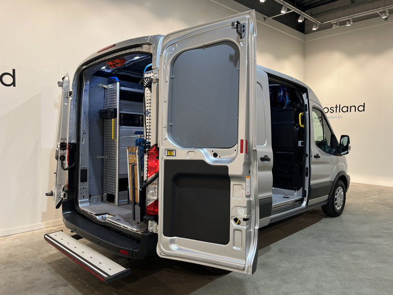 Ford Transit 350 2.0 TDCI L2H2 Trend 130 PK Automaat Servicebus / Sortimo Inrichting / Euro 6 / Airco / Cruise Control / Camera / 3-Zits / 83.500 KM !! - Товарен бус: снимка 2 Ford Transit 350 2.0 TDCI L2H2 Trend 130 PK Automaat Servicebus / Sortimo Inrichting / Euro 6 / Airco / Cruise Control / Camera / 3-Zits / 83.500 KM !! - Товарен бус: снимка 2