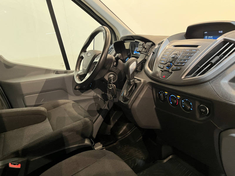 Ford Transit 350 2.0 TDCI L2H2 Trend 130 PK Automaat Servicebus / Sortimo Inrichting / Euro 6 / Airco / Cruise Control / Camera / 3-Zits / 83.500 KM !! - Товарен бус: снимка 3 Ford Transit 350 2.0 TDCI L2H2 Trend 130 PK Automaat Servicebus / Sortimo Inrichting / Euro 6 / Airco / Cruise Control / Camera / 3-Zits / 83.500 KM !! - Товарен бус: снимка 3